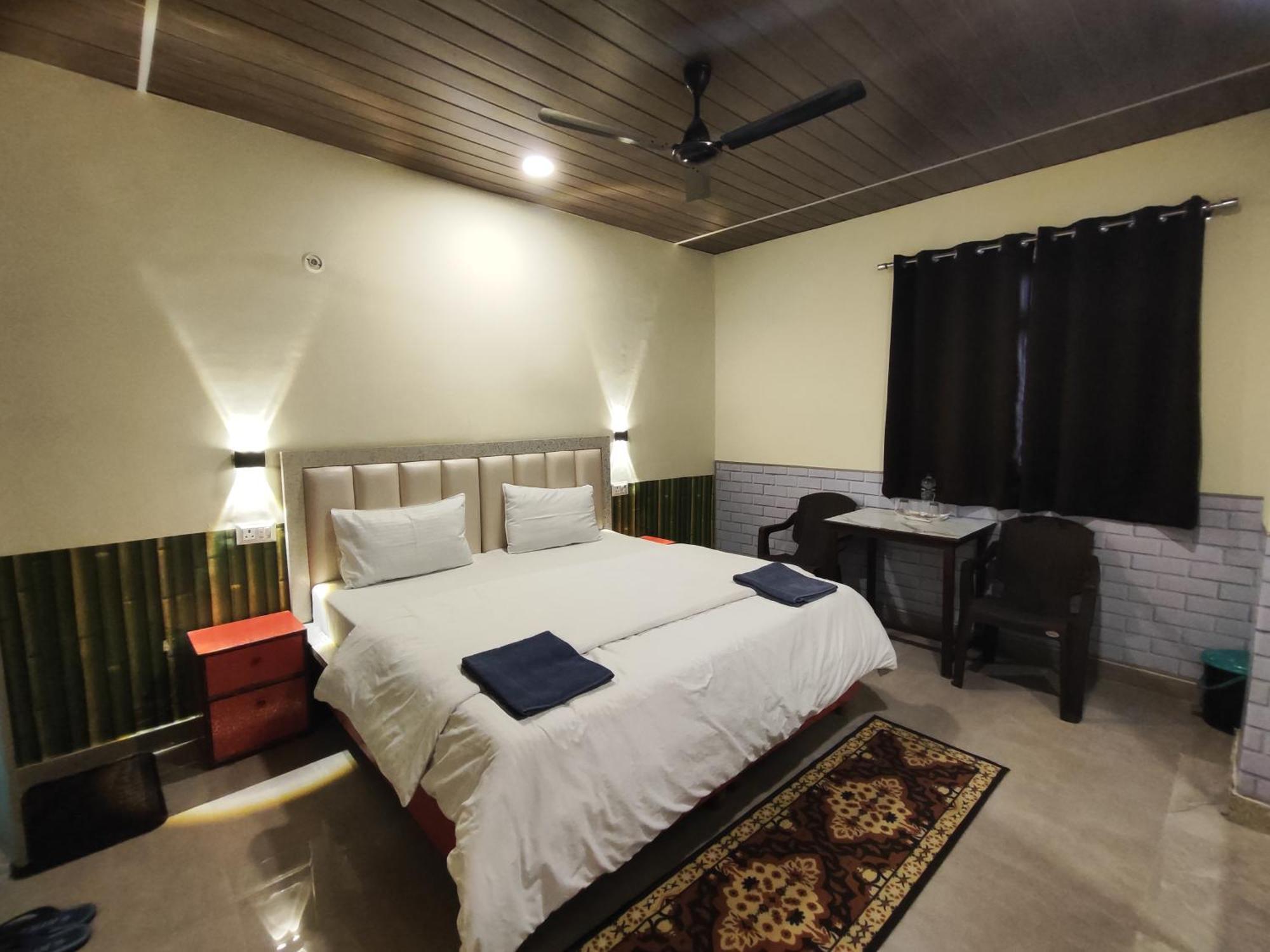 Sunrise Homestay Agra-Rooftop View Taj Mahal Agra  Exterior foto