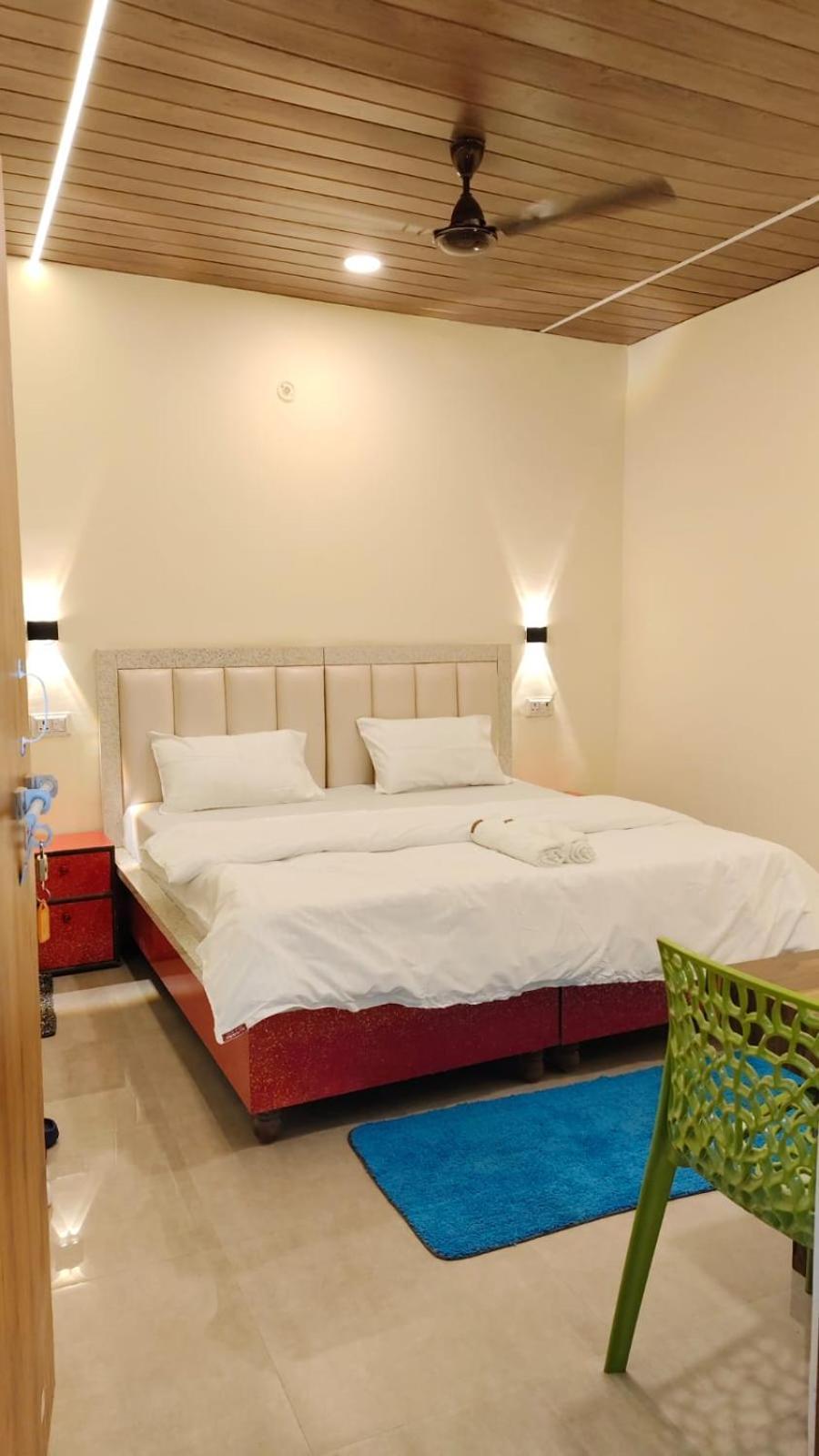 Sunrise Homestay Agra-Rooftop View Taj Mahal Agra  Exterior foto